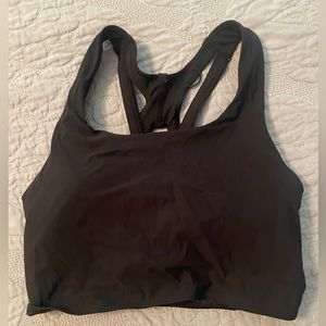 Lululemon sports bra with zipper pocket